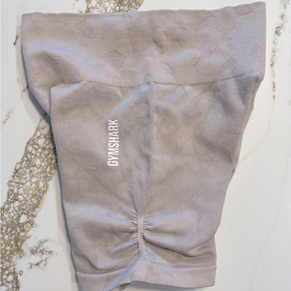 Gym shark adapt collection women’s spandex shorts - Picture 3 of 3